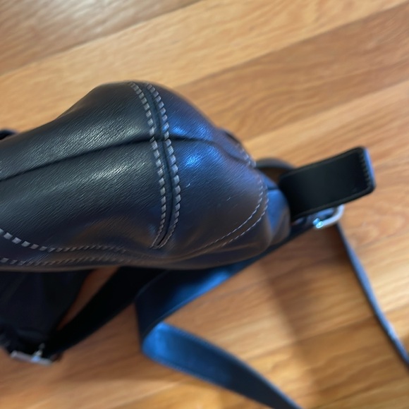 Vintage Coach Soho Leather Shoulder Hobo
Crossbody Bag-Black - Picture 11 of 11